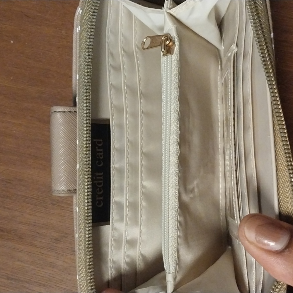 Wallet - Picture 6 of 8